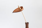 Figurine d'anthurium en bois