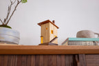 Mini-chalet écossais en bois avec éclairage LED