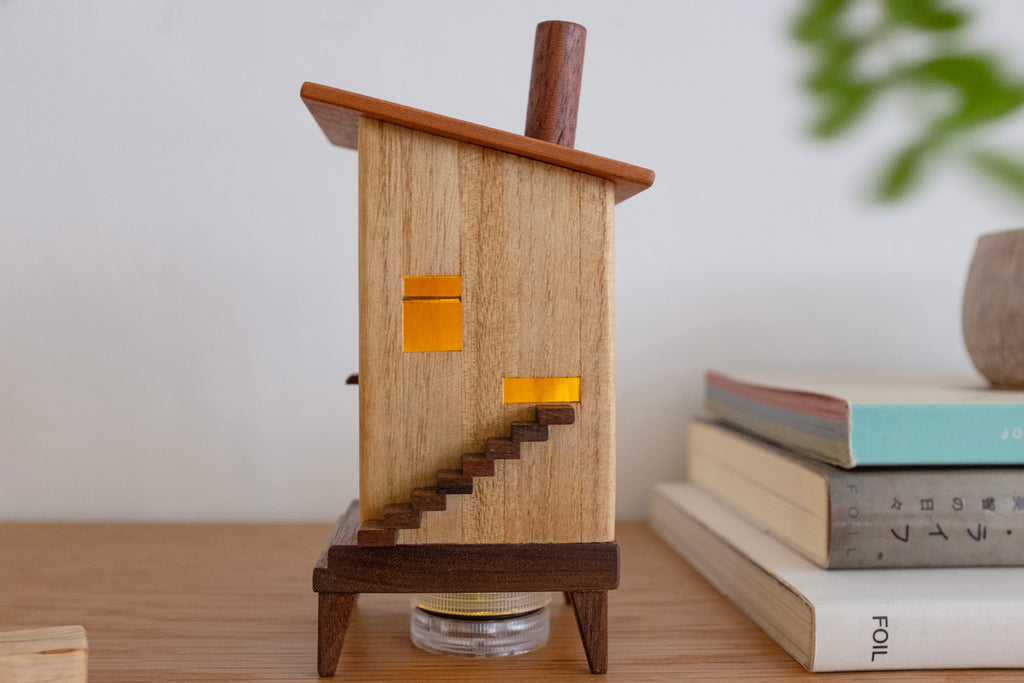 Mini-chalet écossais en bois avec éclairage LED