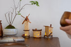 Mini-chalet écossais en bois avec éclairage LED