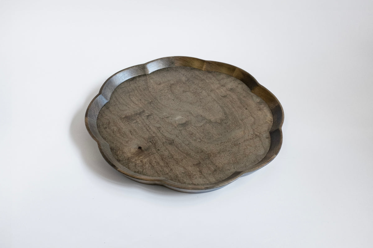 Plateau en bois en forme de fleur