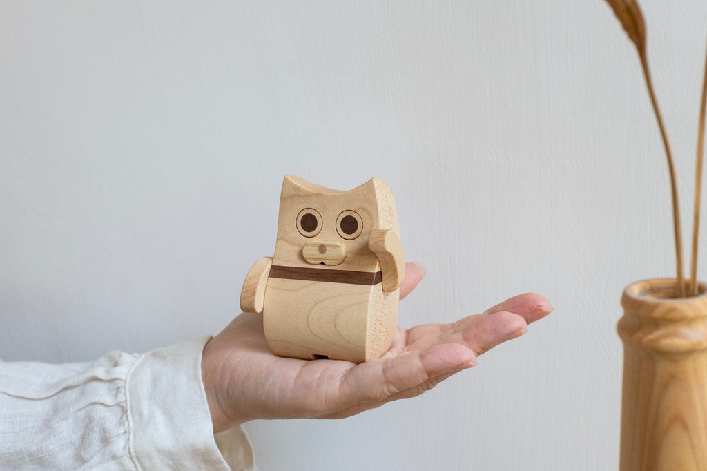 Figurine Maneki Neko en bois