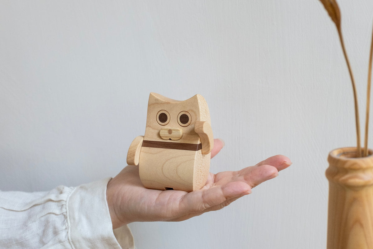 Figurine Maneki Neko en bois