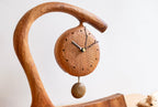 Horloge de table à pendule en bois fabriquée à la main