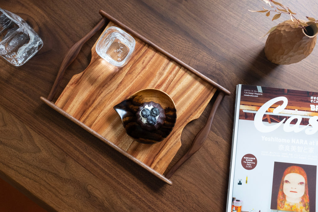Plateau en bois artisanal