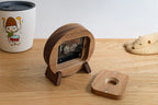 Horloge de table en bois de monkeypod