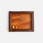 Horloge en bois fabriquée à la main