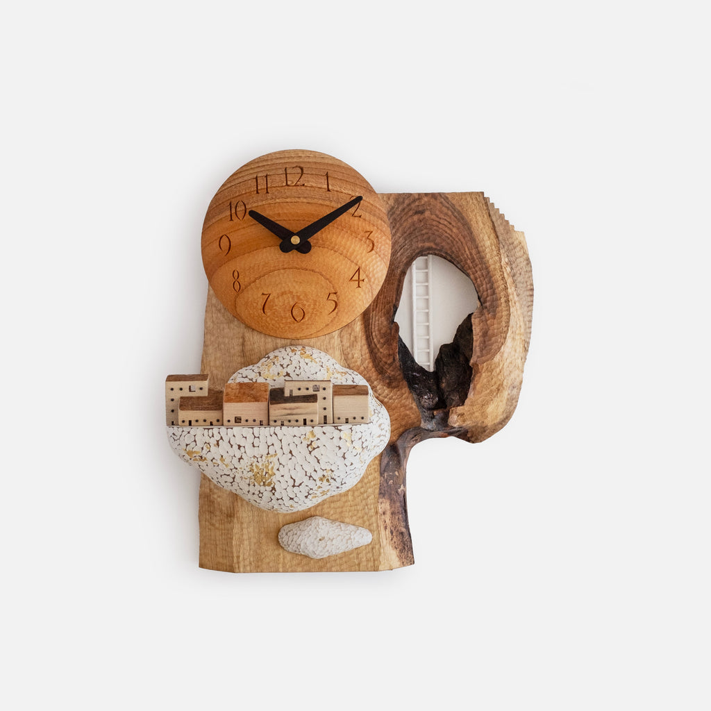 Sculpture architecturale en bois étagée « L'échelle de l'ange »
